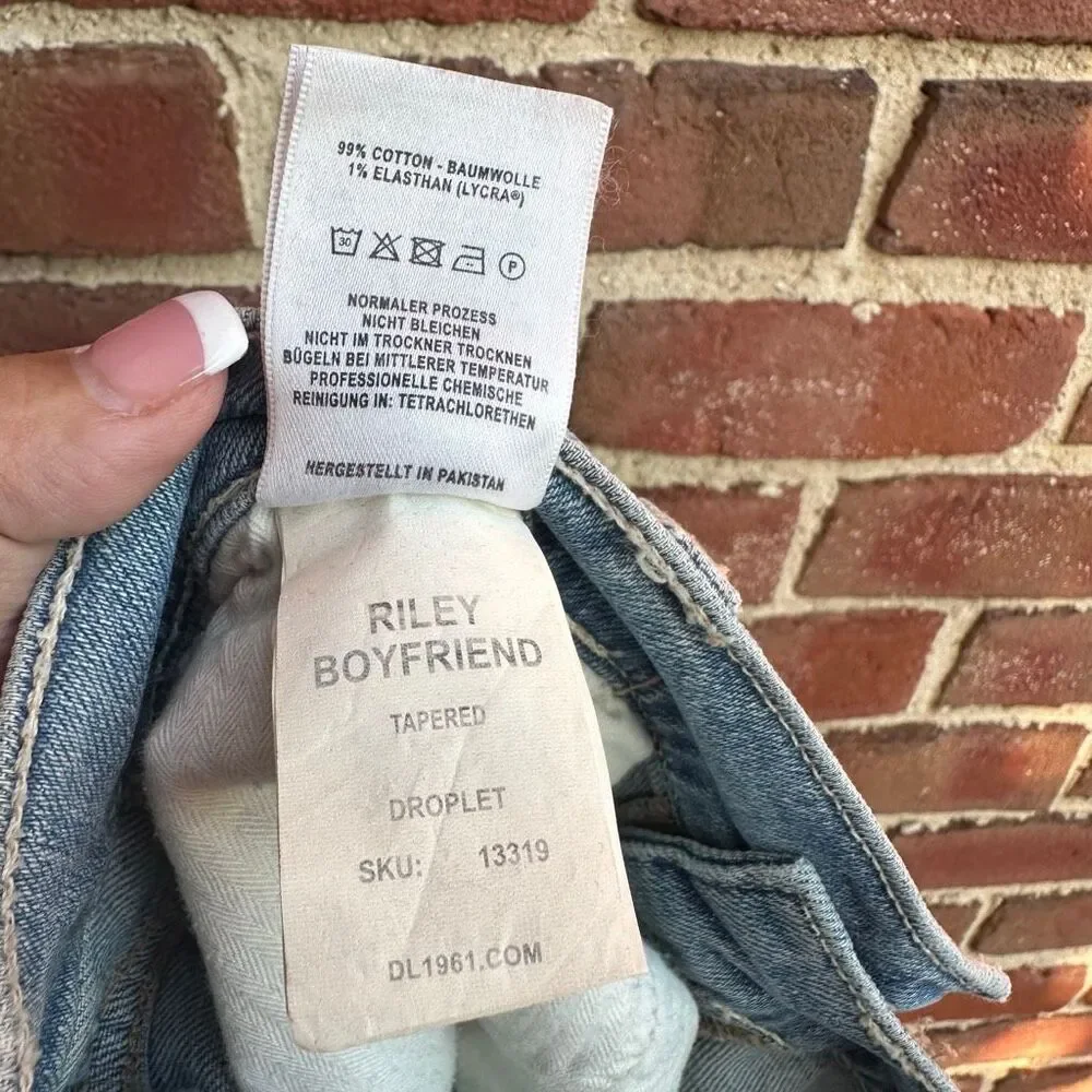 DL1961 $179 Riley Boyfriend Tapered Jeans Droplet Wash Women’s 28 NEW